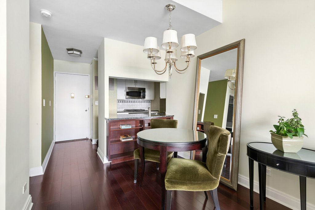 377 Rector Place, Unit 26A photo 2