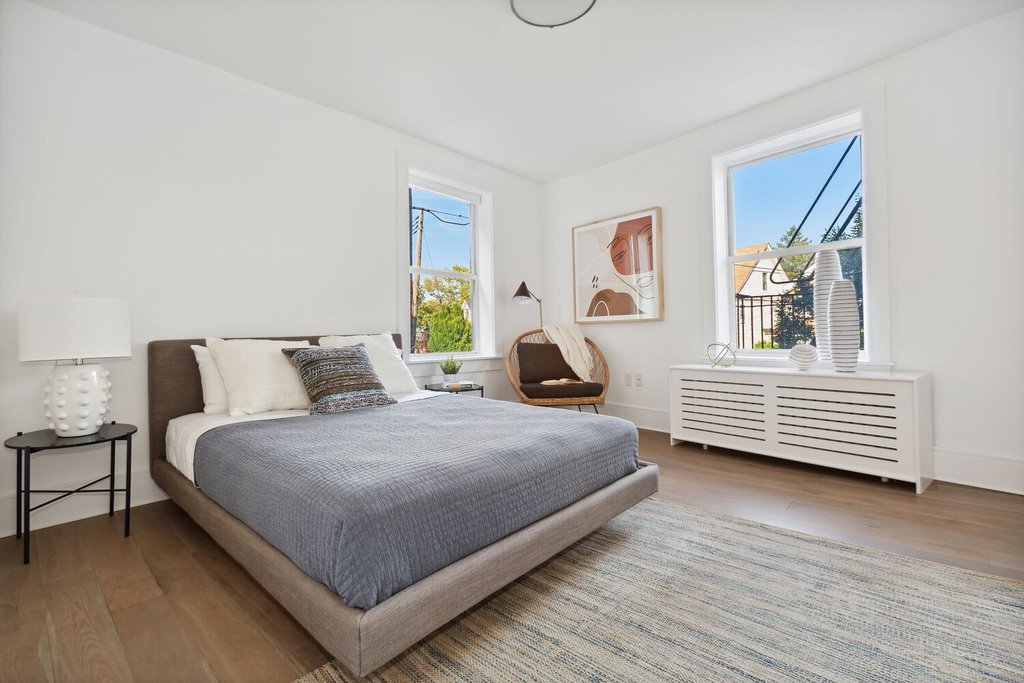 148-09 Northern Boulevard, Unit 6E photo 3