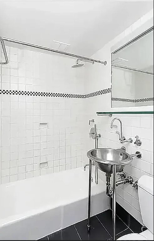 237 Madison Avenue, Unit 804 photo 6