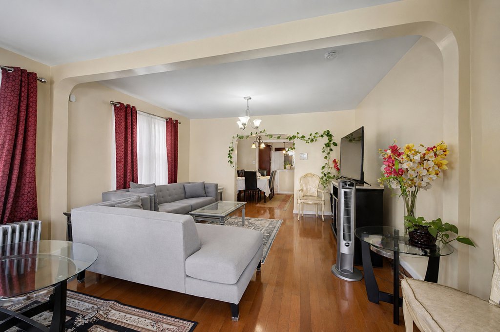 115-68 155th Street – For Sale photo 2