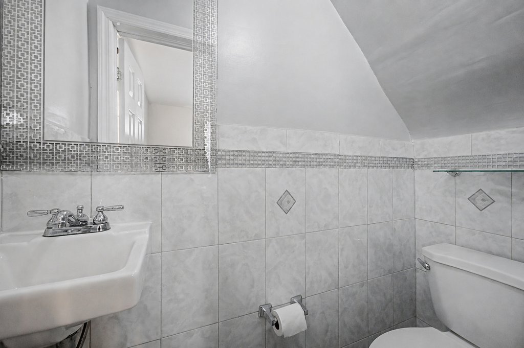 115-68 155th Street – For Sale photo 9