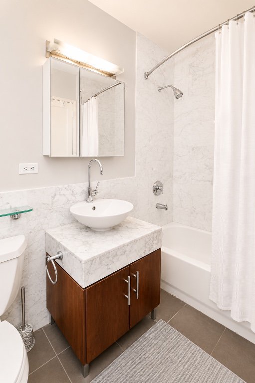 1 Wall Street Court, Unit 408 photo 5