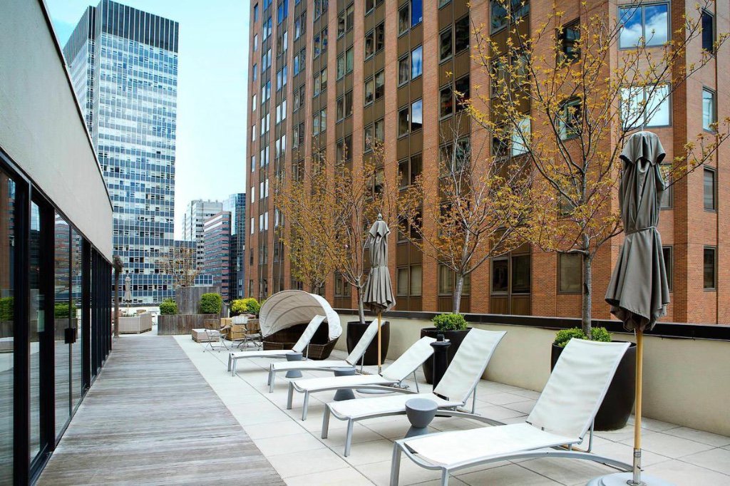1 Wall Street Court, Unit 408 photo 12