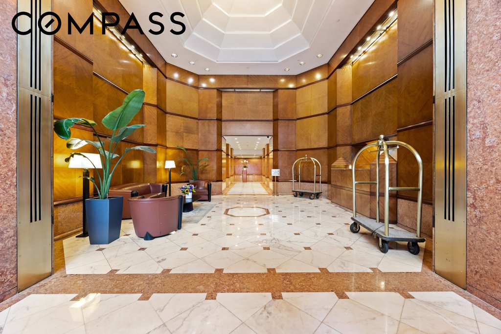 150 West 56th Street, Unit 4312 photo 2