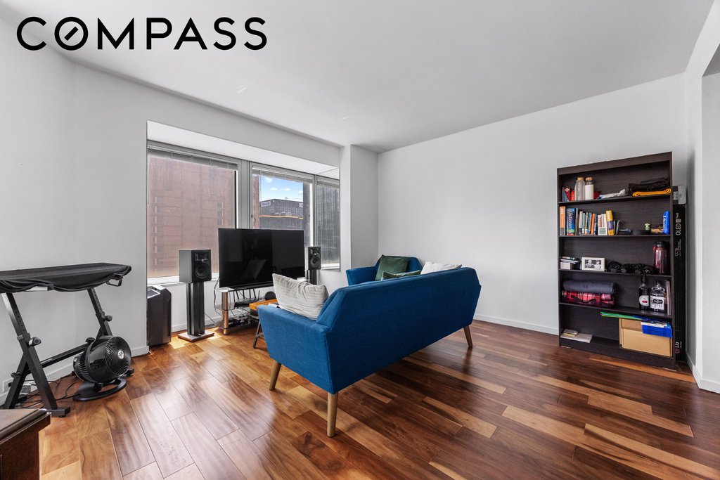 150 West 56th Street, Unit 4312 photo 5