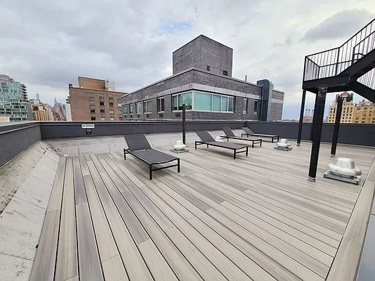 101 East 10th Street, Unit 9E photo 8
