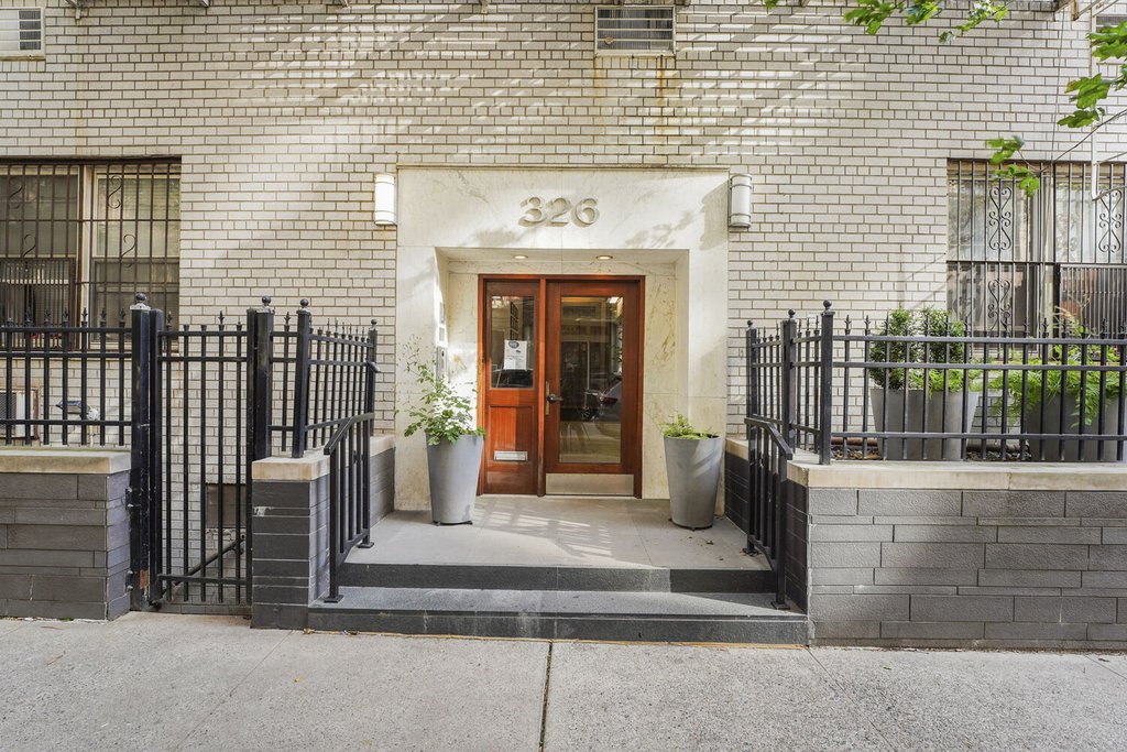 326 West 83rd Street, Unit 5A photo 8