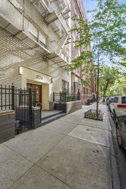 326 West 83rd Street, Unit 5A photo 9