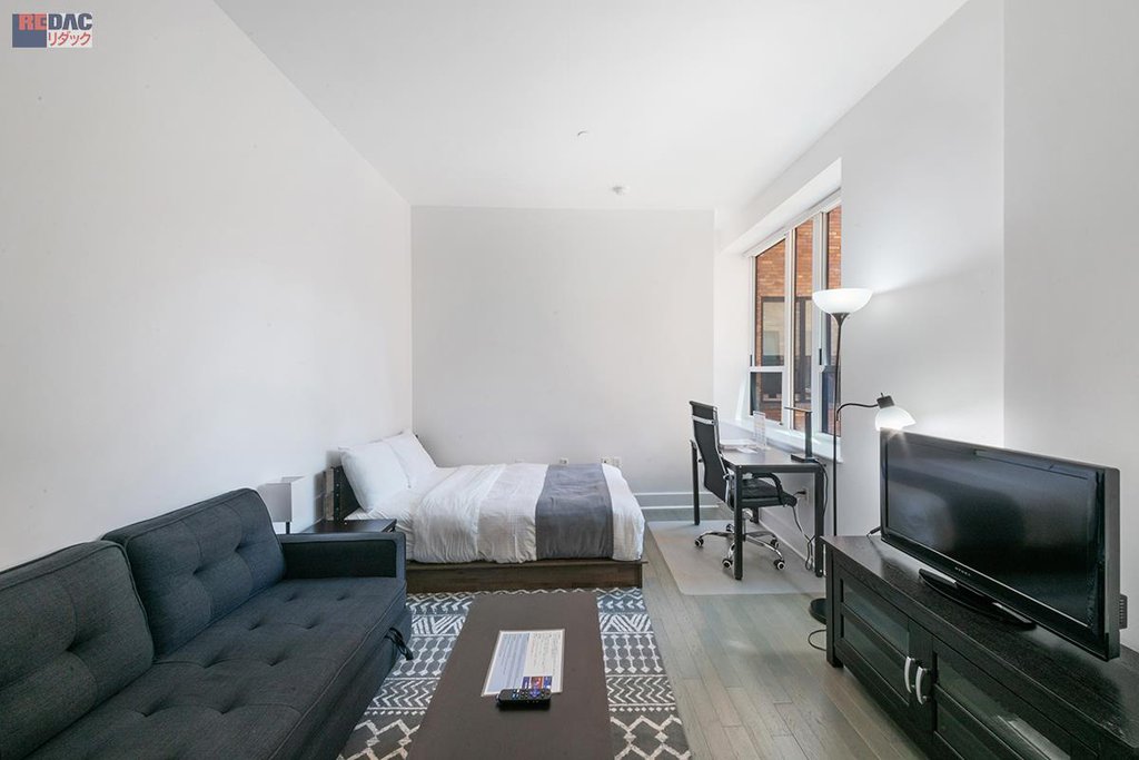 416 West 52nd Street, Unit 624 photo 2