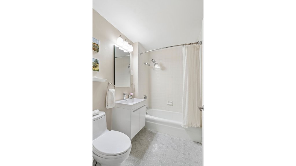 85 Eighth Avenue, Unit 3F photo 10