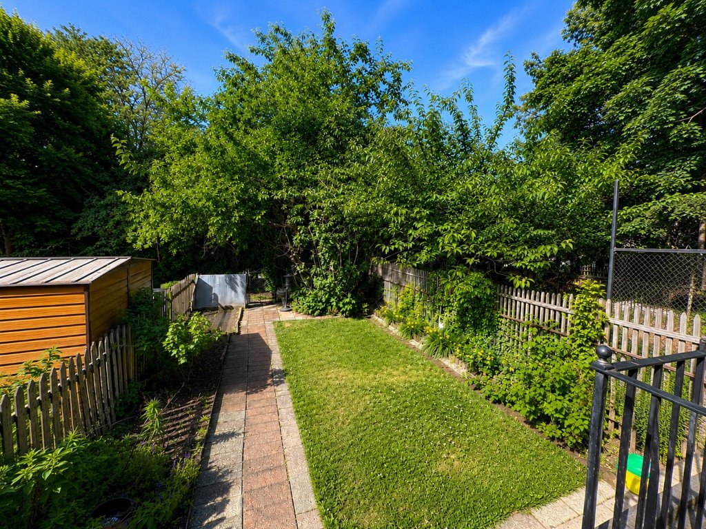 6766 Exeter Street – For Sale photo 16