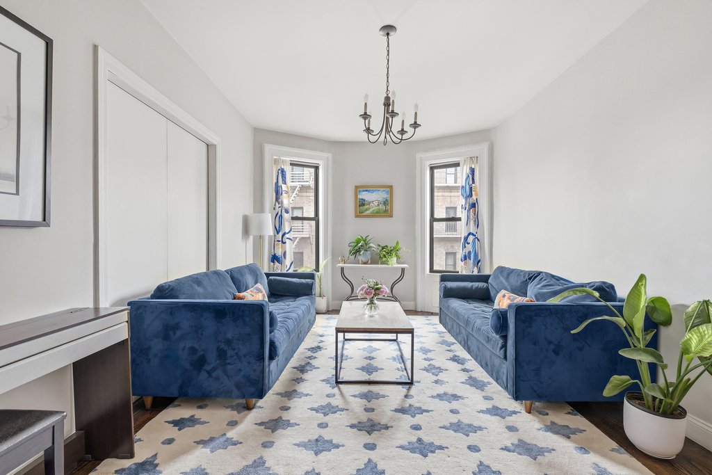 1864 Howell, Unit 64