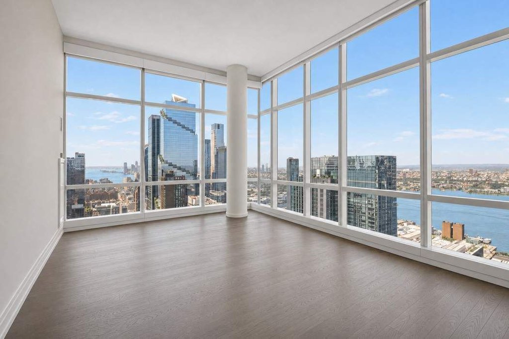 460 West 42nd Street, Unit Penthouse