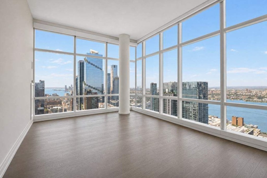 460 West 42nd Street, Unit PH1J