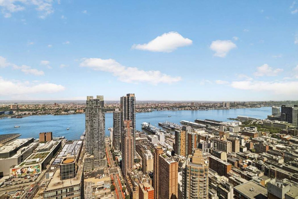 460 West 42nd Street, Unit PH1J photo 2