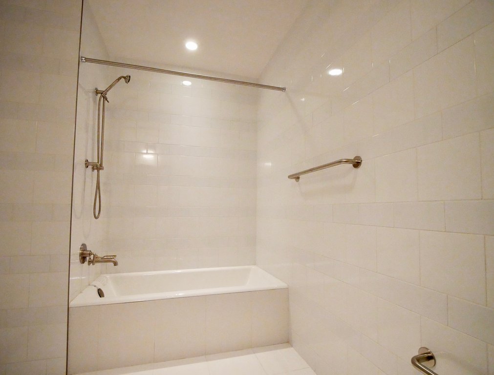 510 East 14th Street, Unit 211 photo 6