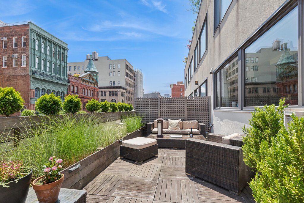 77 Bleecker Street, Unit 1029 photo 2