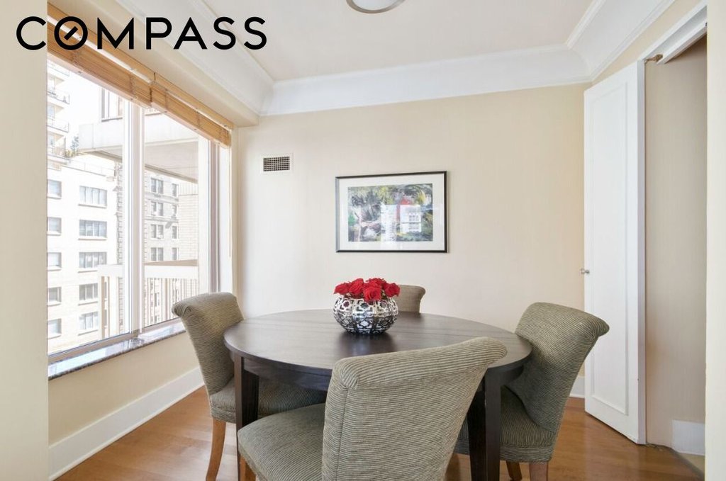 200 East 69th Street, Unit 7B photo 3