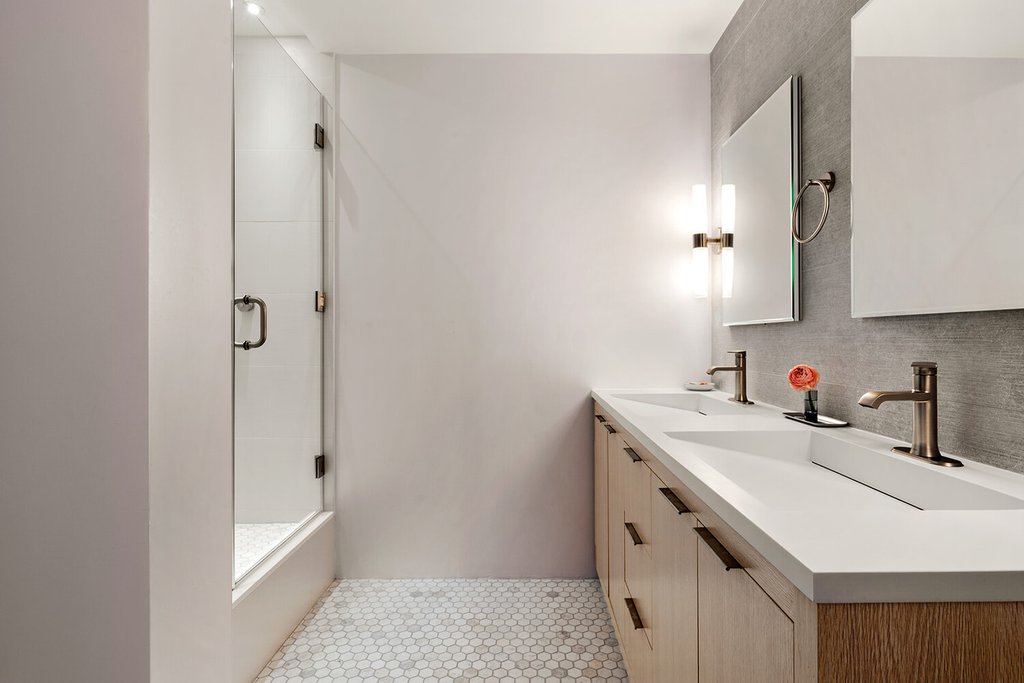 2 Northside Piers, Unit 7J photo 9