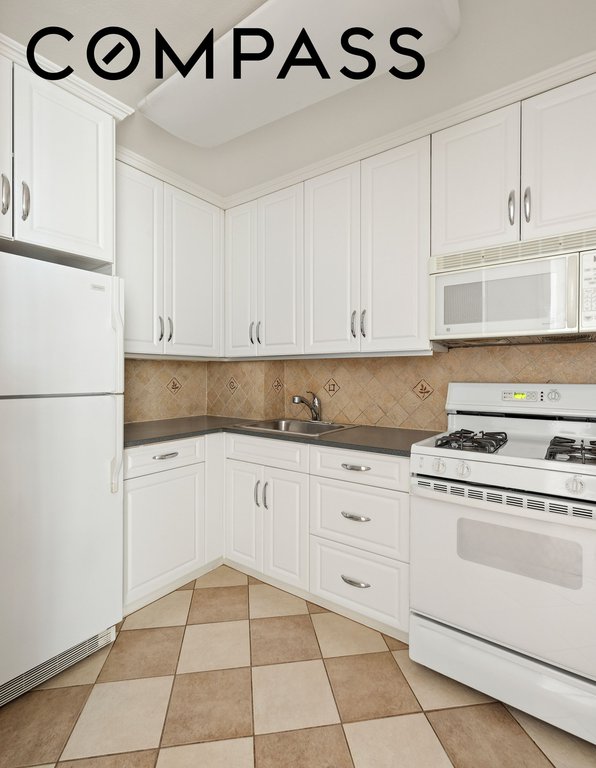 55 East 87th Street, Unit 9M photo 8