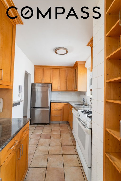 205 East 63rd Street, Unit 19G photo 10