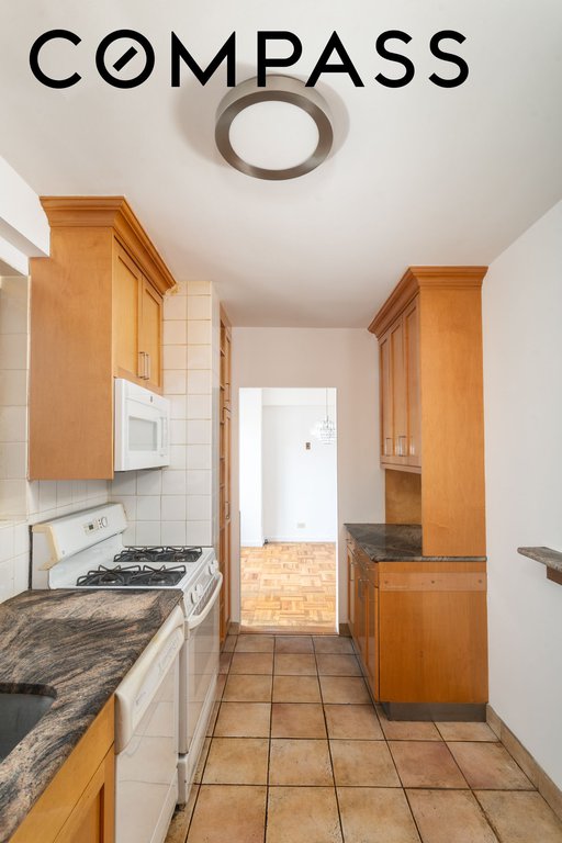 205 East 63rd Street, Unit 19G photo 11