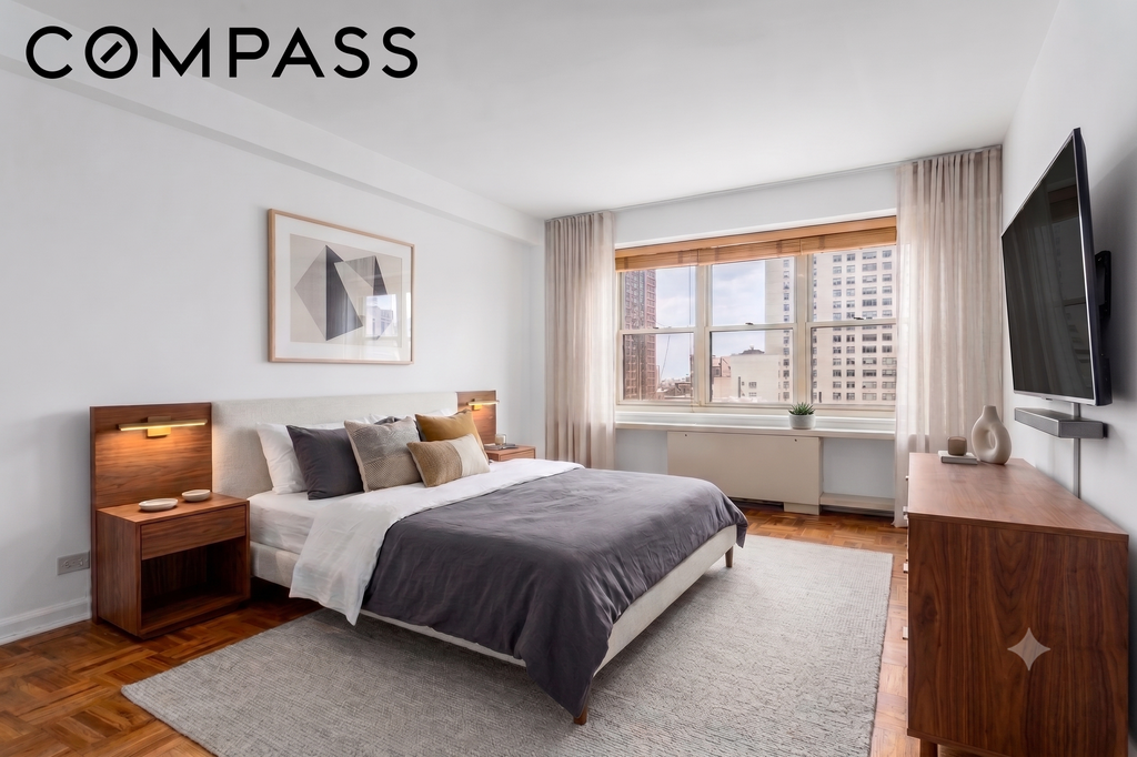 205 East 63rd Street, Unit 19G photo 12