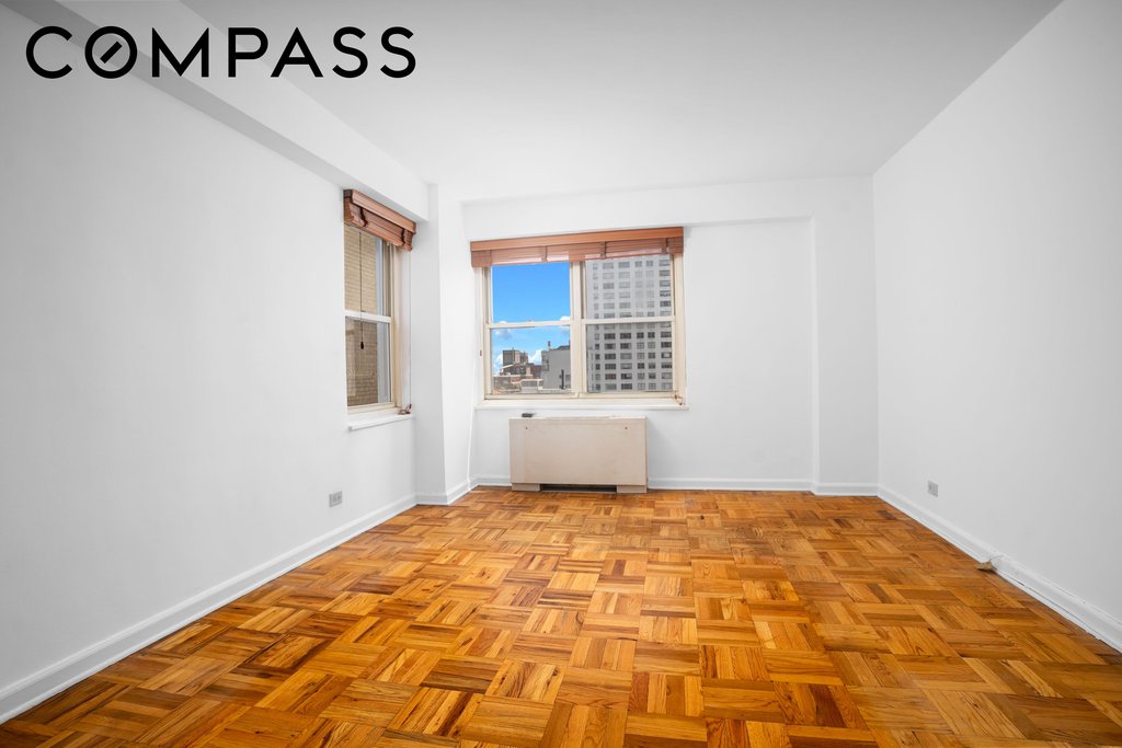 205 East 63rd Street, Unit 19G photo 16