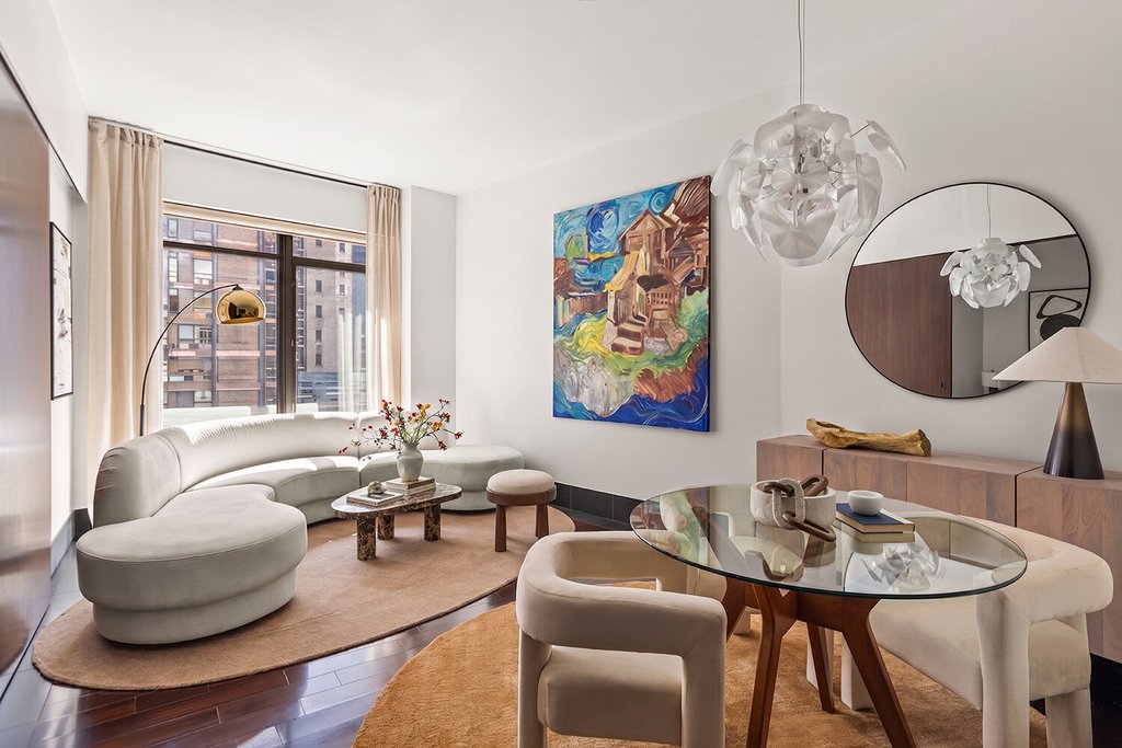 40 Broad Street, Unit 18E