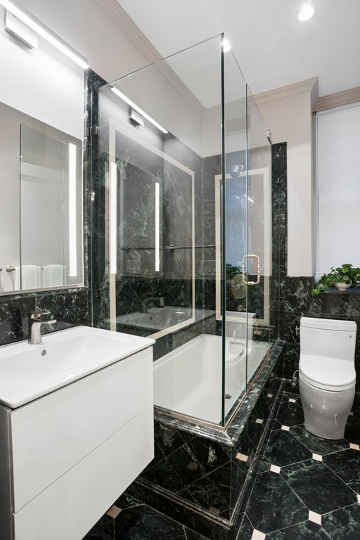 180 West 58th Street, Unit 3C photo 8