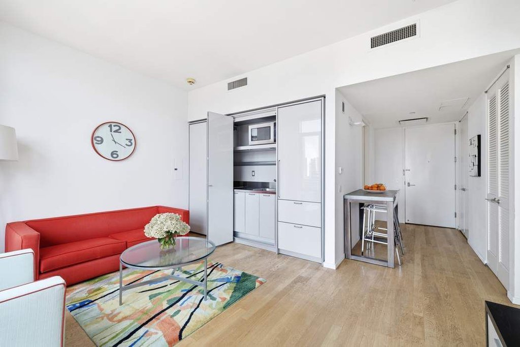 18 West 48th Street, Unit 31D photo 2