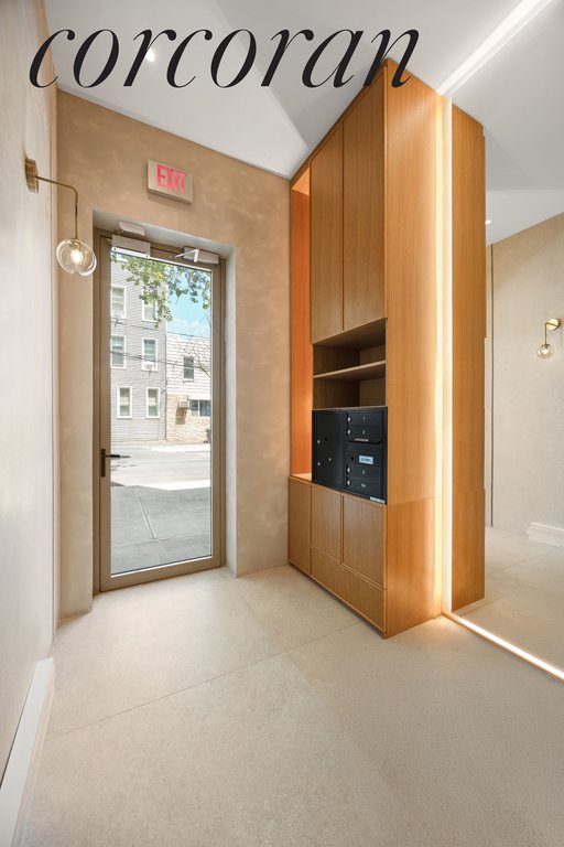 174 Eagle Street, Unit 1 photo 14