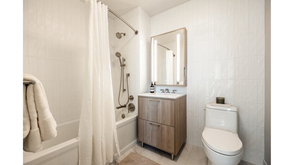 18 India Street, Unit 1409S photo 4