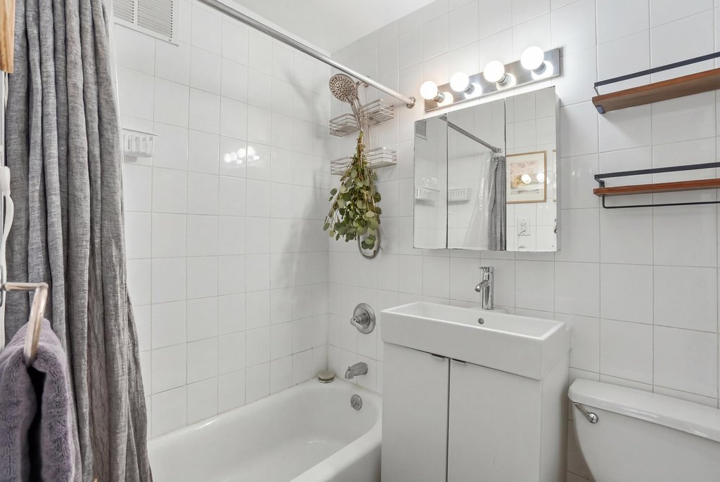 340 East 83rd Street, Unit 3B photo 10