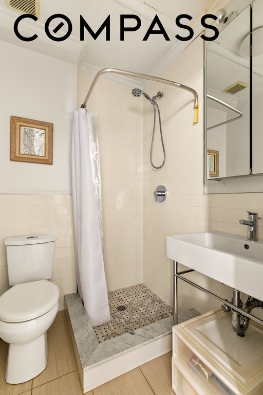 24-65 38th Street, Unit A4 photo 8