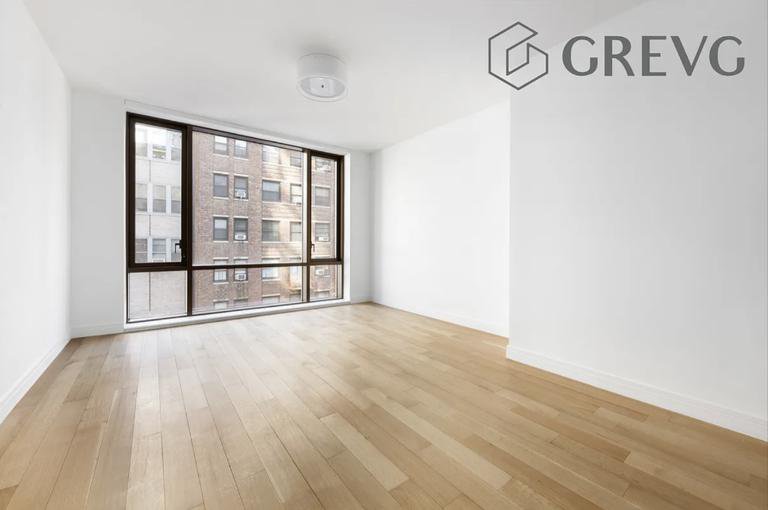 230 East 20th Street, Unit 52