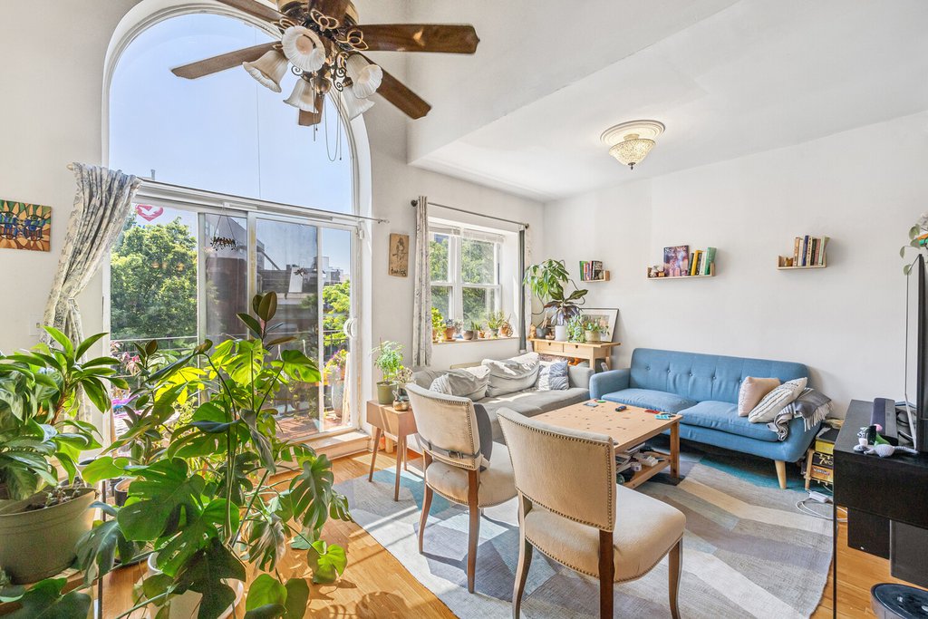 41 Claver Place