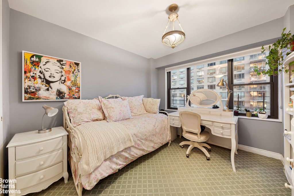 345 East 80th Street, Unit 19EF photo 12