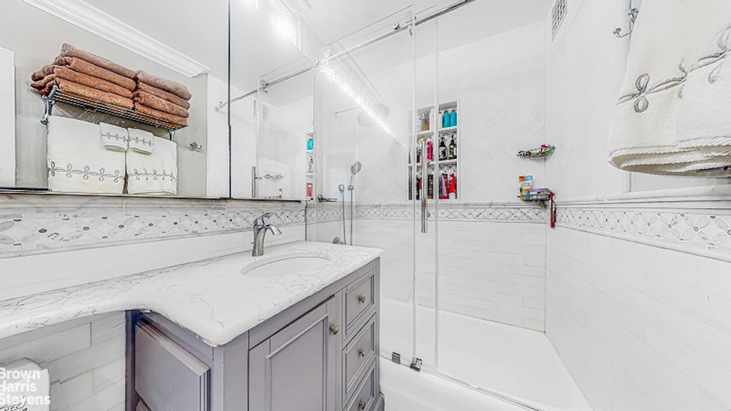 345 East 80th Street, Unit 19EF photo 22