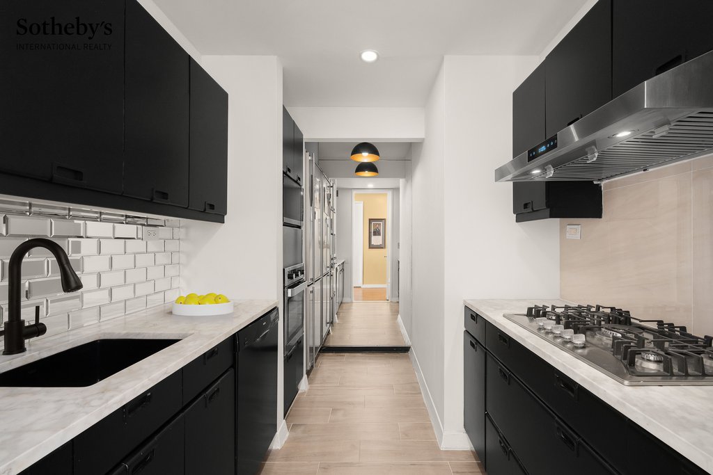 15 West 53rd Street, Unit 15E photo 4