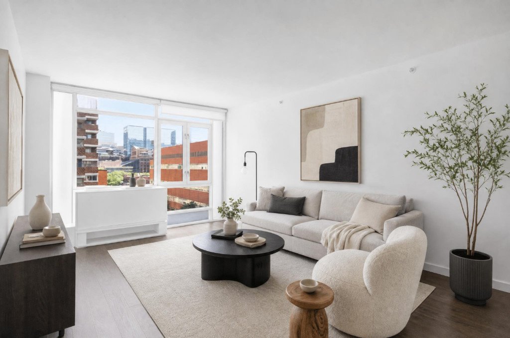385 First Avenue, Unit 8D