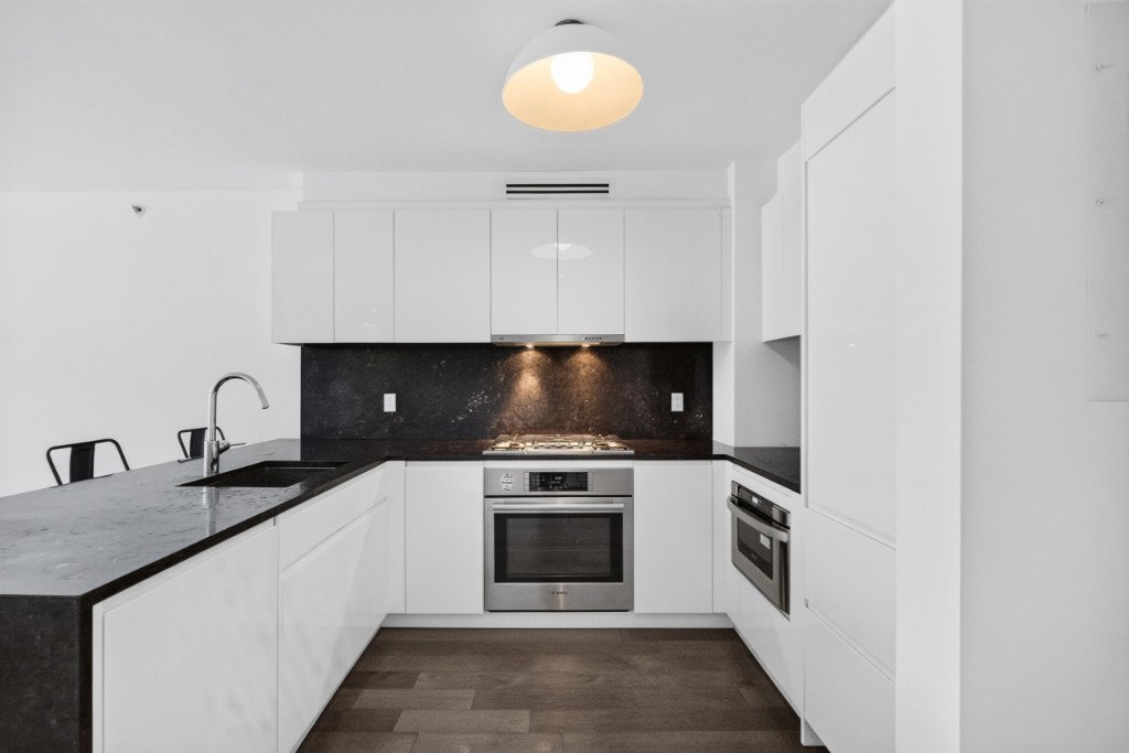 385 First Avenue, Unit 8D photo 8