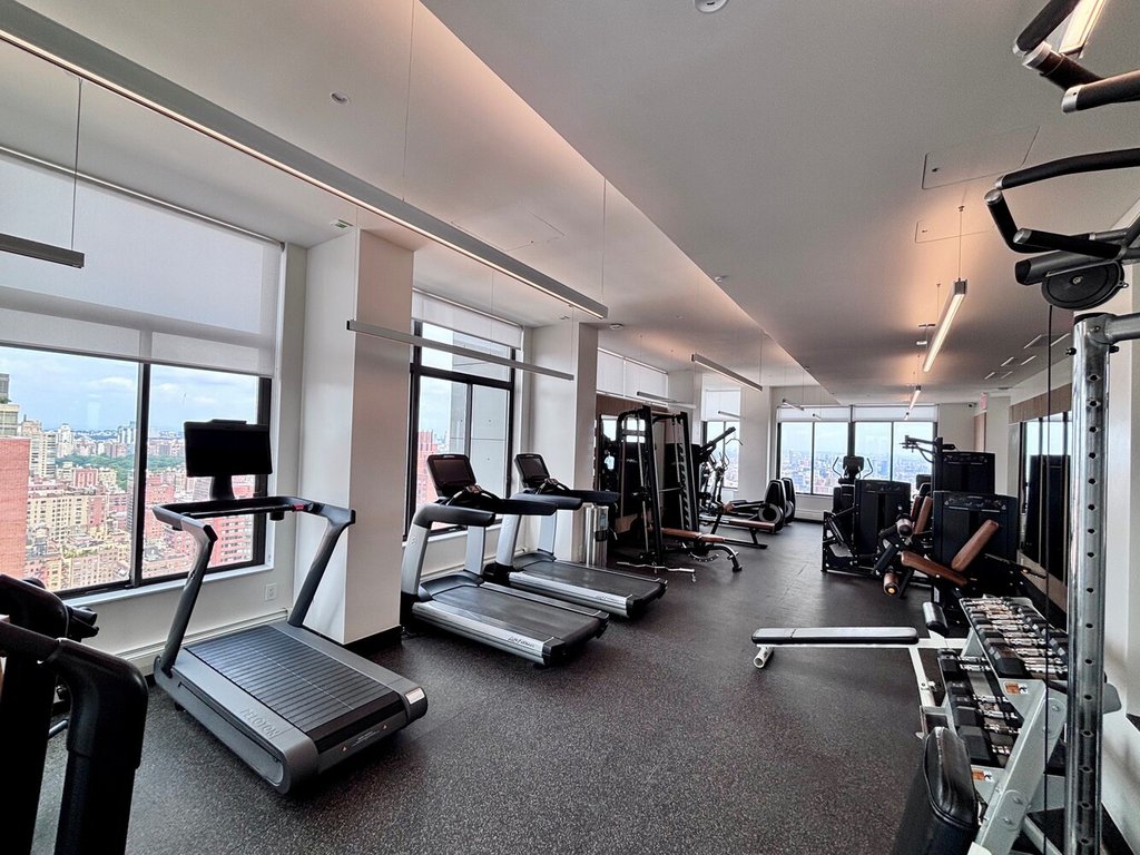 300 East 93rd Street, Unit 39E photo 17