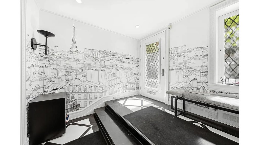 67 East 82nd Street – For Rent photo 2