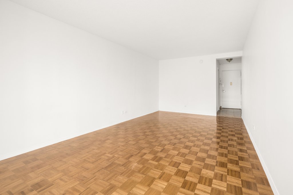 347 West 57th Street, Unit 20BB photo 2