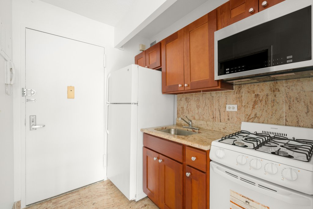 347 West 57th Street, Unit 20BB photo 4