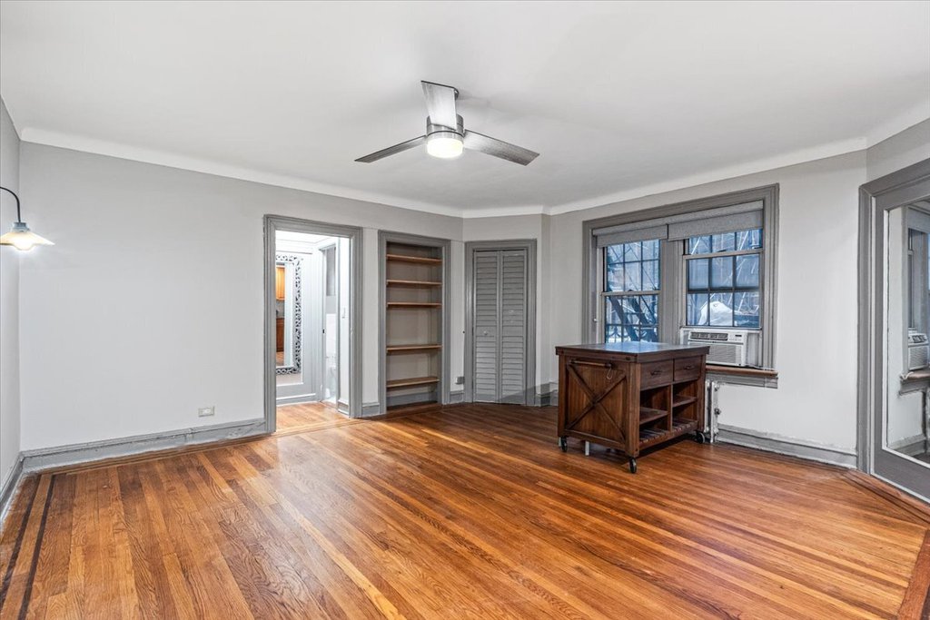 150 Burns Street, Unit 2G photo 4