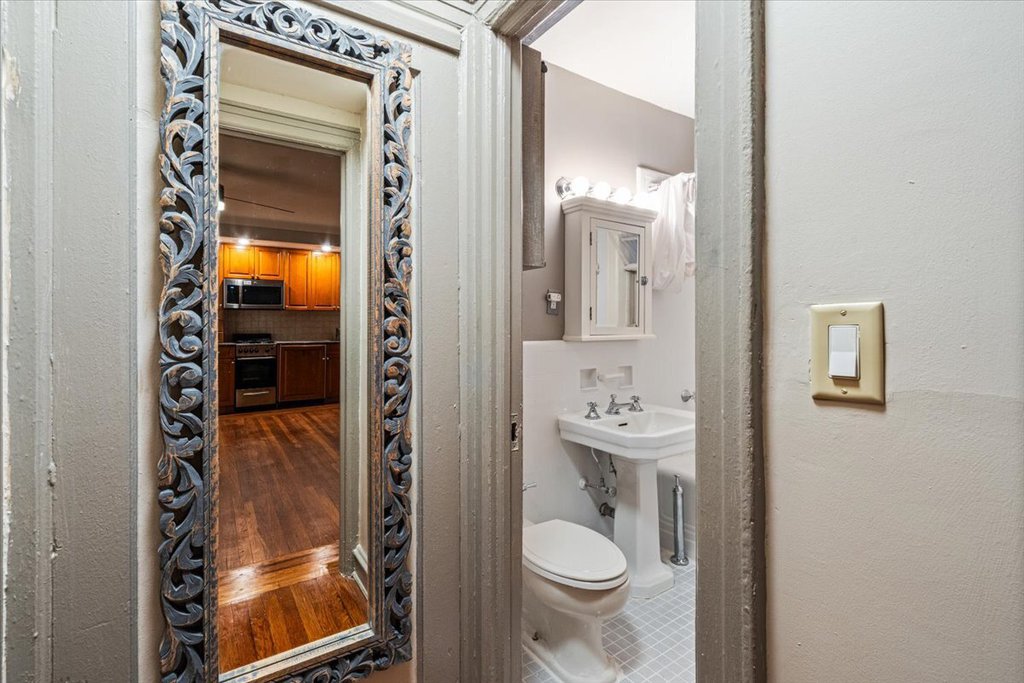 150 Burns Street, Unit 2G photo 8