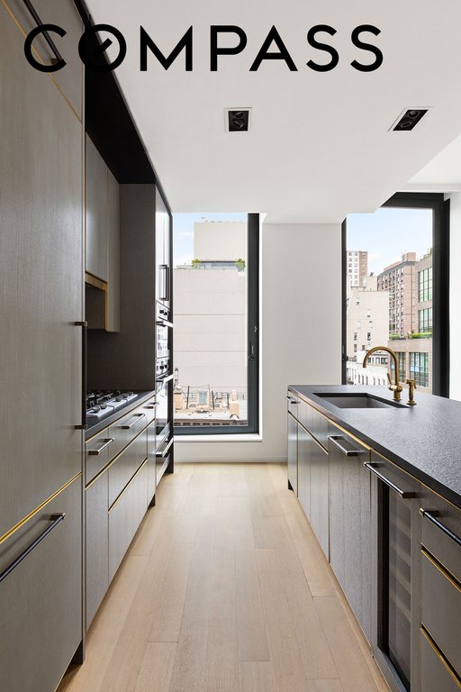 505 West 19th Street, Unit 7B photo 2