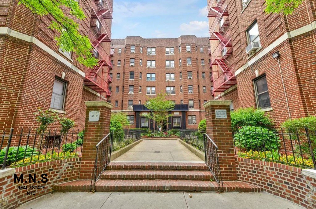 155-01 90th Avenue, Unit 6J